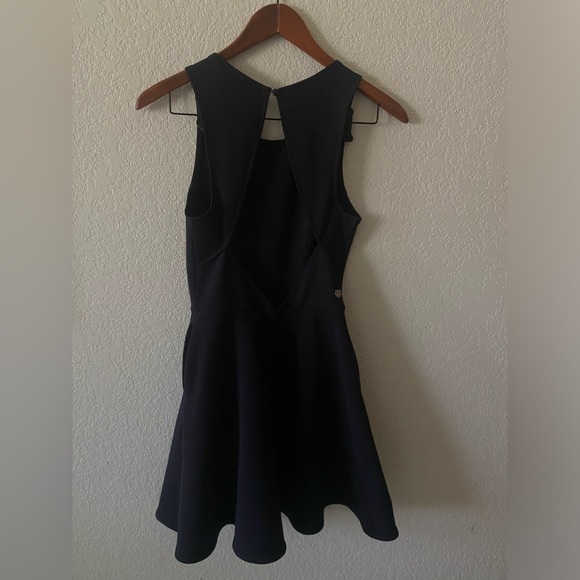 Kendall and Kylie Dress - Picture 2 of 4